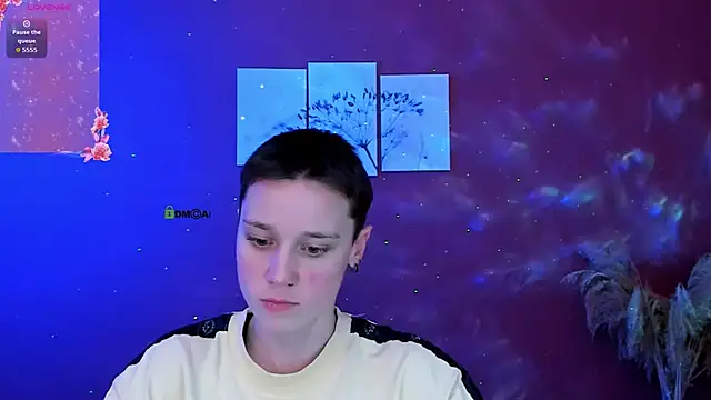 Snapshot of emi_fade chatting on February 2026 01:37:02 PM emi fade online show from February 2026 01:37:02 PM