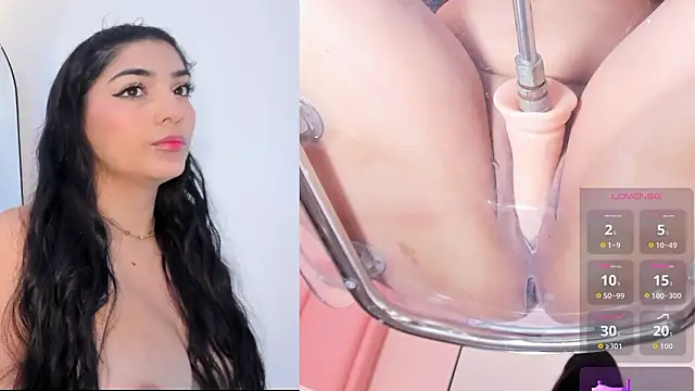 Snapshot of bella_nana24 chatting on February 2026 12:01:01 PM bella nana24 online show from February 2026 12:01:01 PM