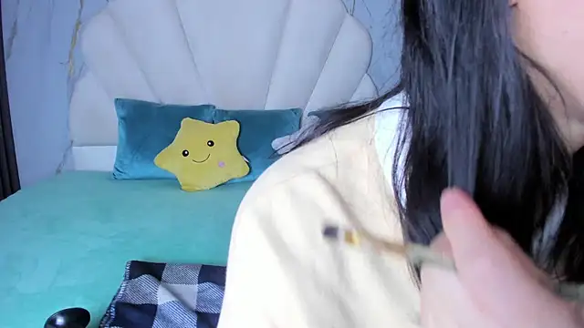 Lia Nova online show from March 2026 08:41:01 PM