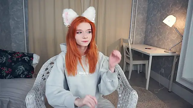 Snapshot of TarynPalek chatting on February 2026 06:34:02 AM TarynPalek online show from February 2026 06:34:02 AM