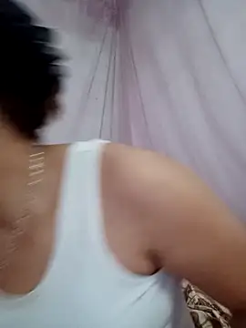 Snapshot of neyney110 chatting on February 2026 03:02:01 AM neyney110 online show from February 2026 03:02:01 AM