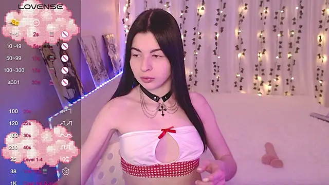 Snapshot of Stephanie_Bloom chatting on February 2026 06:00:02 PM Stephanie Bloom online show from February 2026 06:00:02 PM