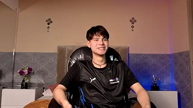 Derek Sinn online show from February 2026 08:03:02 PM