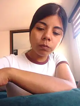 Snapshot of Roxan_King chatting on February 2026 03:00:01 PM Roxan King online show from February 2026 03:00:01 PM