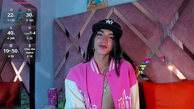 Snapshot of MeghanQueen__ chatting on February 2026 04:09:01 AM MeghanQueen online show from February 2026 04:09:01 AM