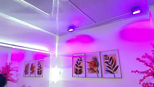 Madisson pitman online show from March 2026 03:57:02 AM