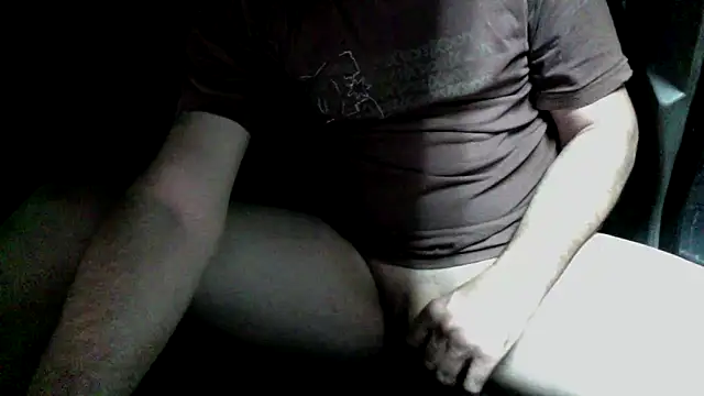Snapshot of dollar_sub chatting on April 2026 04:33:02 PM dollar sub online show from April 2026 04:33:02 PM