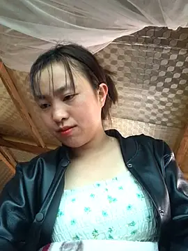 Snapshot of honeyyy110 chatting on February 2026 01:33:01 AM honeyyy110 online show from February 2026 01:33:01 AM