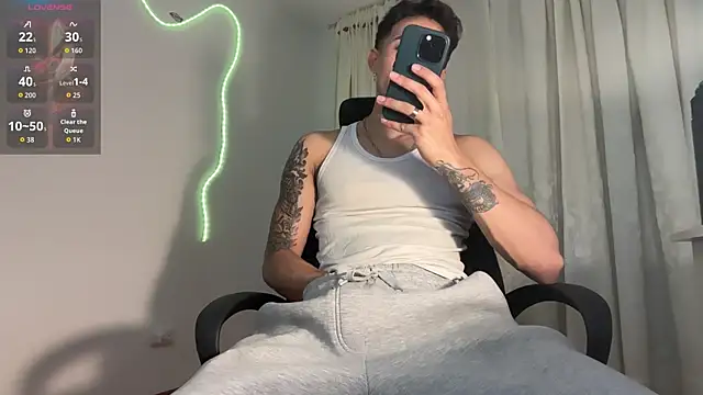 rafael stone11 online show from April 2026 12:16:02 AM