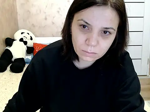 Snapshot of LorraGrey chatting on February 2026 06:54:02 AM LorraGrey online show from February 2026 06:54:02 AM