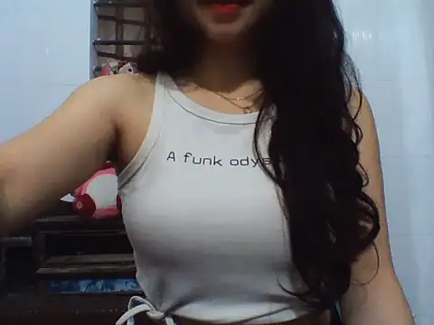 NinaKey online show from March 2026 03:12:01 PM