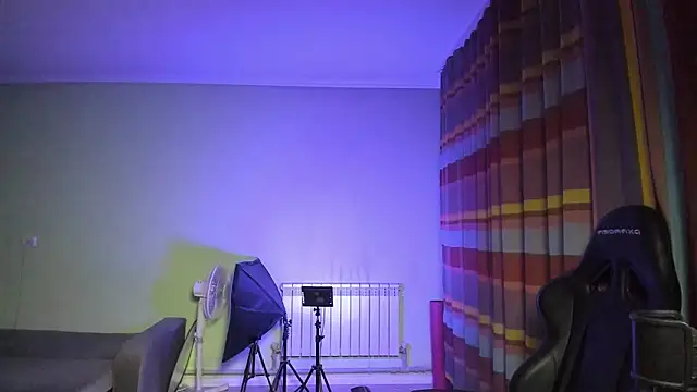 Snapshot of alison_marlowe chatting on February 2026 03:48:02 PM alison marlowe online show from February 2026 03:48:02 PM