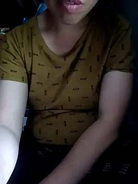 hot-luna- online show from April 2026 10:10:01 AM