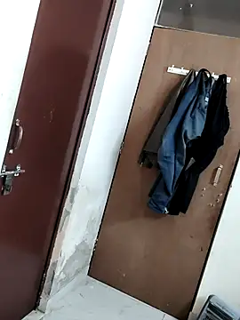 Snapshot of simran_sharma01 chatting on February 2026 11:59:01 AM simran sharma01 online show from February 2026 11:59:01 AM