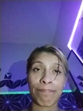 amairany27 online show from March 2026 12:49:02 AM