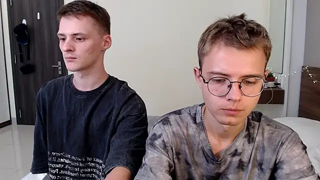 NikiKerryCum online show from April 2026 09:46:02 AM