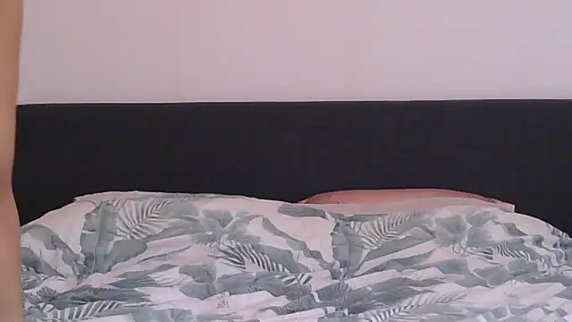 Snapshot of Popje94 chatting on February 2026 12:04:01 PM Popje94 online show from February 2026 12:04:01 PM