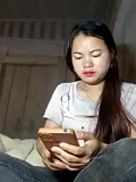 Snapshot of emlylyxinh chatting on February 2026 09:07:01 PM emlylyxinh online show from February 2026 09:07:01 PM