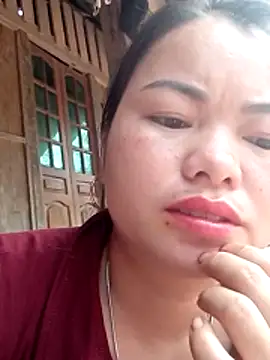 Snapshot of emlylyxinh chatting on February 2026 09:27:01 AM emlylyxinh online show from February 2026 09:27:01 AM