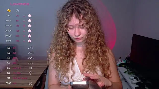 Milounee online show from June 2026 07:43:02 AM