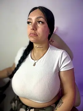 Miia  Taylor online show from February 2026 03:03:02 AM