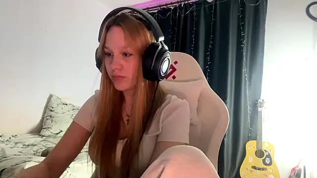 axin burnell online show from April 2026 07:58:02 PM