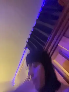 Tupapi696969q online show from March 2026 05:44:01 AM