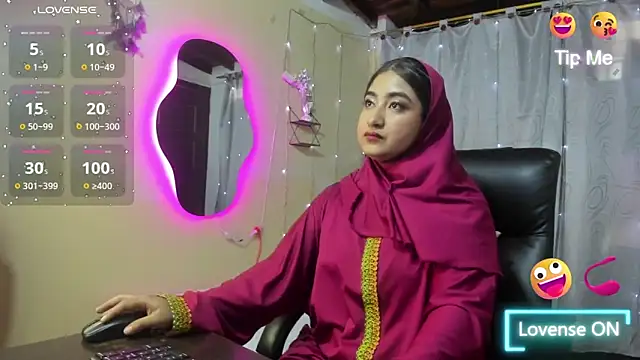 SamiraAwada online show from March 2026 06:57:02 PM