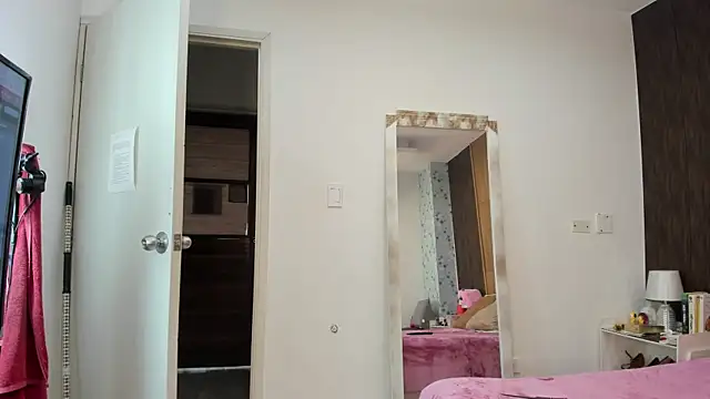 AlisHoward online show from April 2026 09:51:02 AM