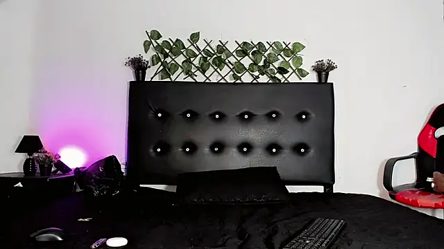 JERO TEASE S7S online show from April 2026 02:00:01 AM