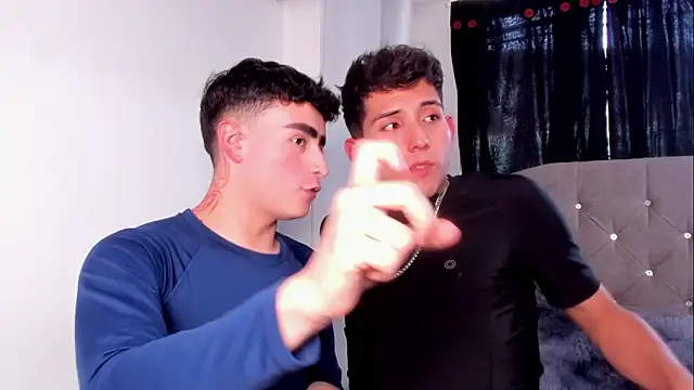 naughtysalomonn online show from April 2026 08:58:01 PM