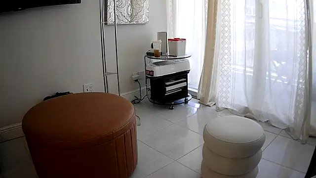 AlexisKayx online show from February 2026 06:23:02 PM