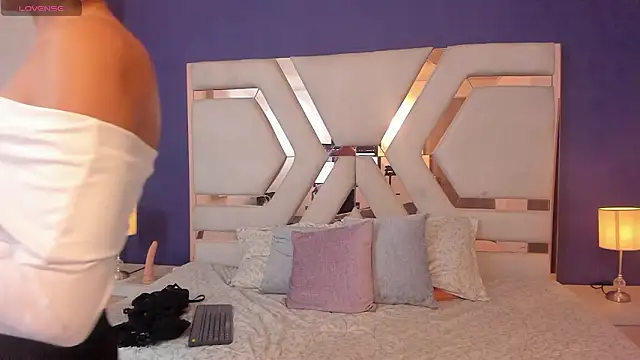 Snapshot of Sara_Evaanns chatting on February 2026 02:34:01 PM Sara Evaanns online show from February 2026 02:34:01 PM