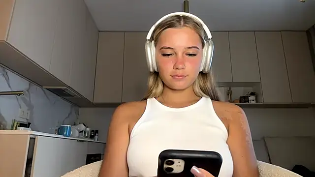 SeveralDip online show from February 2026 12:25:01 PM