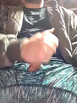 KrazyNutz420 online show from February 2026 04:50:02 AM