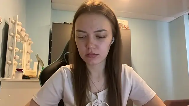 AndreeMerryman online show from April 2026 02:05:02 AM