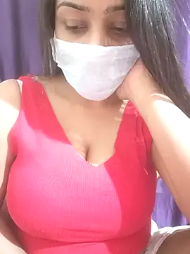 Snapshot of MidnightVibes_ chatting on February 2026 05:44:02 PM MidnightVibes online show from February 2026 05:44:02 PM