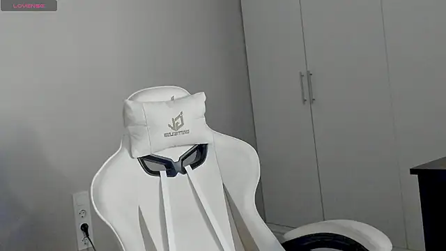 Snapshot of Leah_Castro chatting on February 2026 02:49:02 AM Leah Castro online show from February 2026 02:49:02 AM