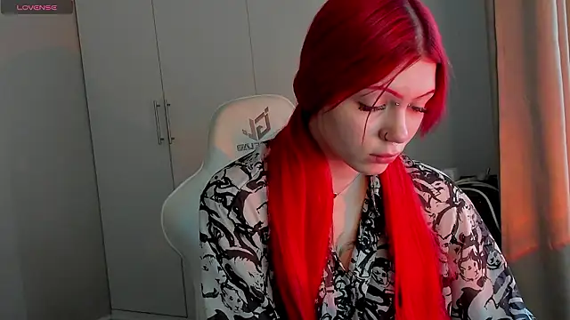 Snapshot of Leah_Castro chatting on February 2026 05:07:02 AM Leah Castro online show from February 2026 05:07:02 AM