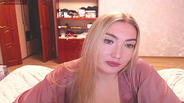 MiraRoy online show from February 2026 02:37:02 PM