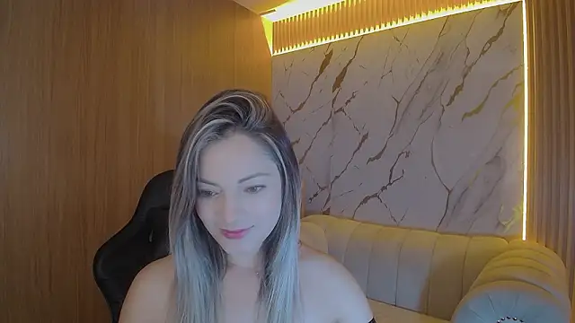 sofia nova tf online show from February 2026 01:38:02 PM