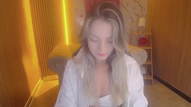 sofia nova tf online show from February 2026 01:29:01 PM