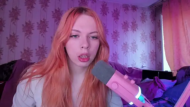 Snapshot of Cutie_Bambi chatting on May 2026 12:13:02 PM Cutie Bambi online show from May 2026 12:13:02 PM