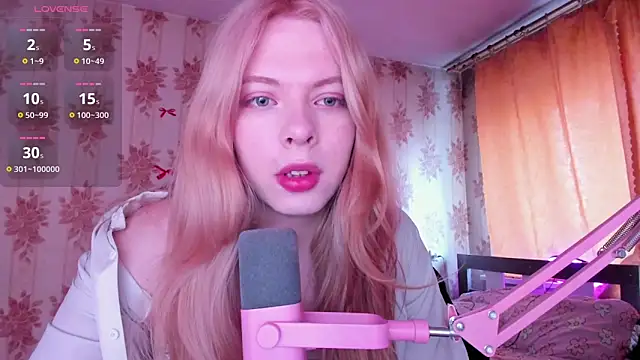 Cutie Bambi online show from June 2026 12:09:02 PM