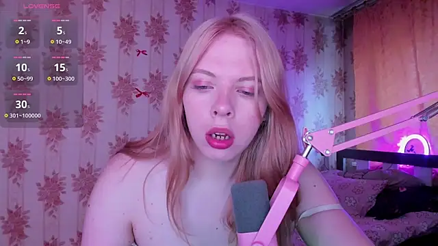 Cutie Bambi online show from June 2026 12:09:02 PM