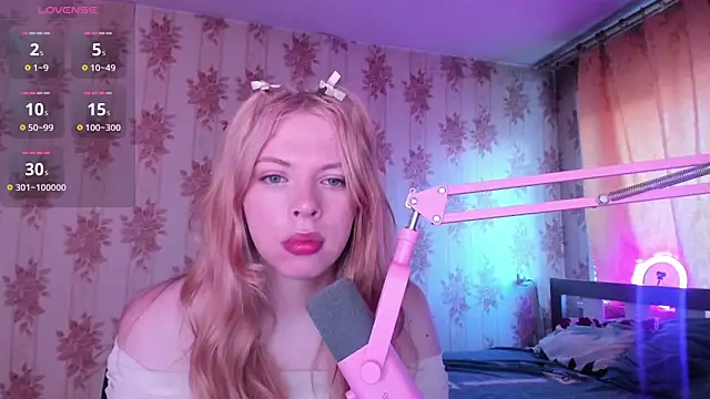 Cutie Bambi online show from June 2026 12:11:02 PM