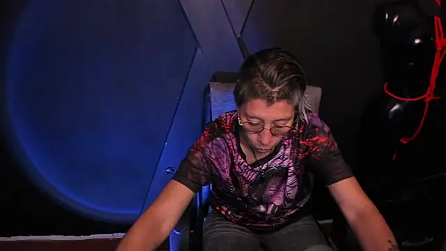 Snapshot of Kali_Panther chatting on February 2026 01:04:01 PM Kali Panther online show from February 2026 01:04:01 PM