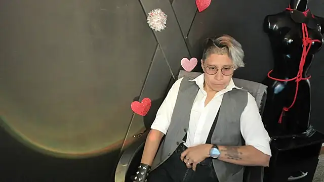 Snapshot of Kali_Panther chatting on February 2026 01:37:02 PM Kali Panther online show from February 2026 01:37:02 PM