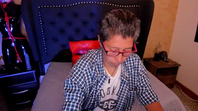 Kali Panther online show from April 2026 07:44:02 PM