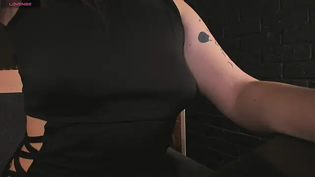 Snapshot of Maykinkya chatting on February 2026 01:59:01 PM Maykinkya online show from February 2026 01:59:01 PM